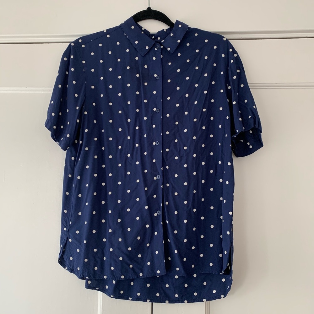 Uniqlo Blue Polka Dot Short Sleeve Button Down